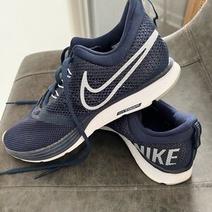 Nike sneakers size 8. Like new